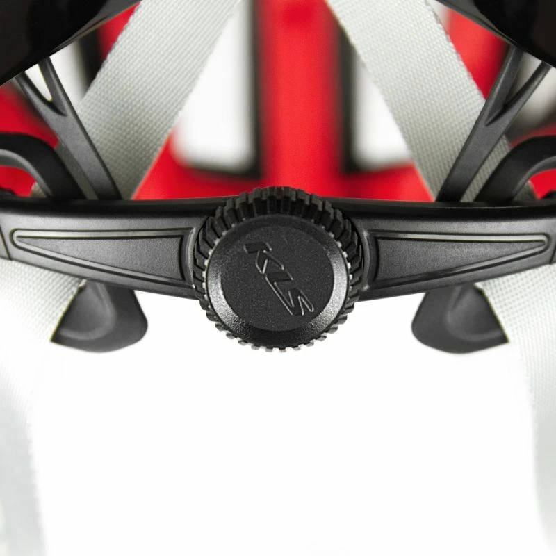 Helmetë Kellys, e zezë