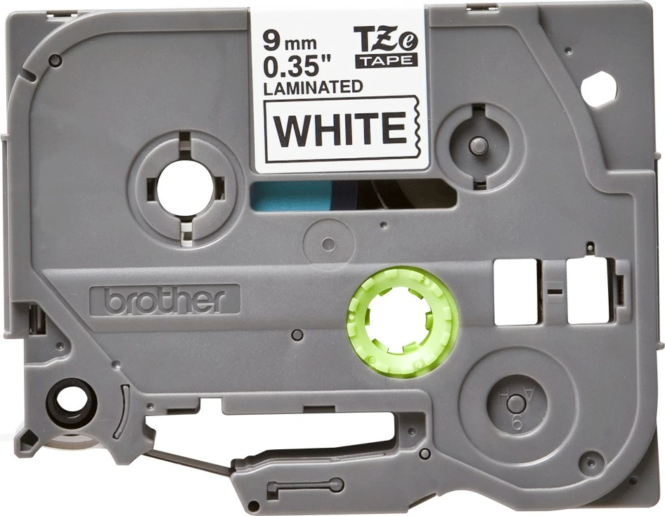 Letër ngjitëse Brother TZe-221, e bardhë me shkrim të zi, e laminuar