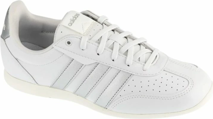 Atlete adidas Barreda Lo HQ7386, të bardha