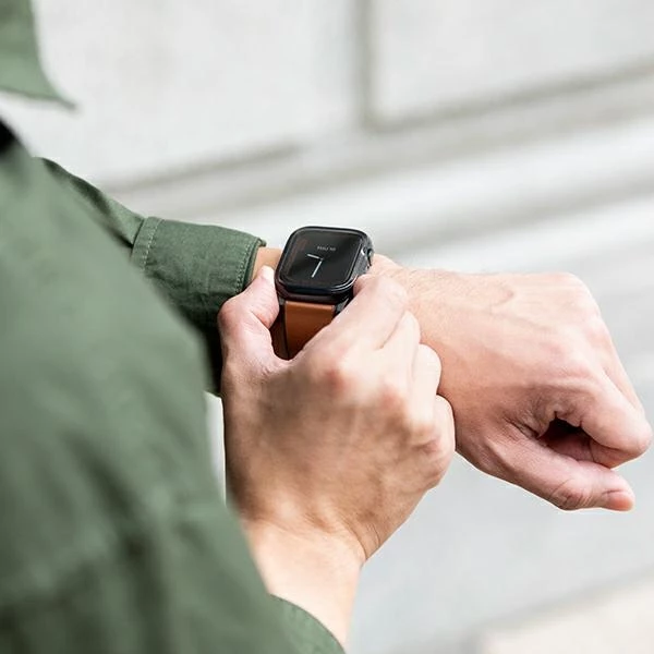 Mbështjellës UNIQ Garde për Apple Watch 7/8/SE2 41mm, Transparent