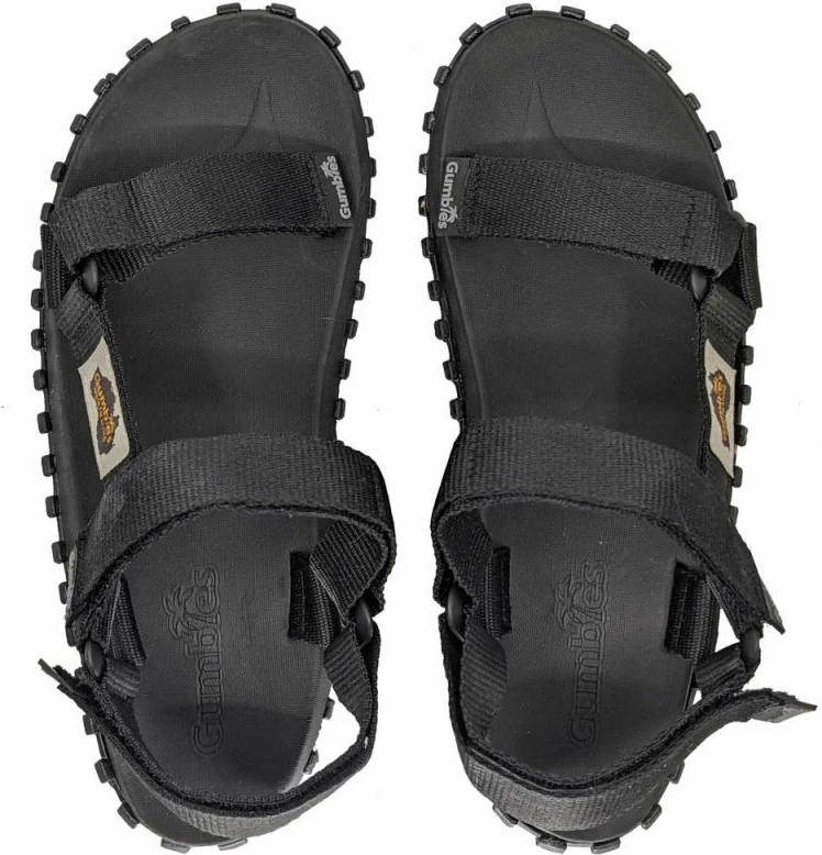 Atlete për turizëm Gumbies, të zeza