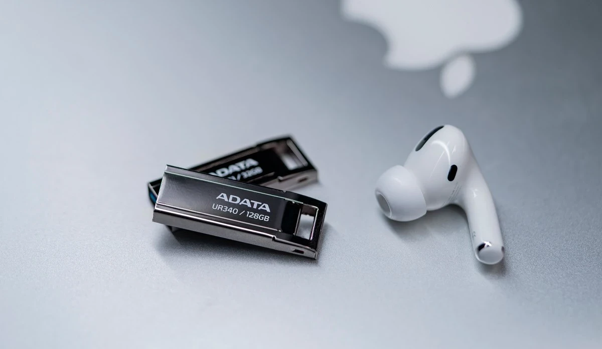 USB Adata UR340, 64 GB, 3.1 Gen 2