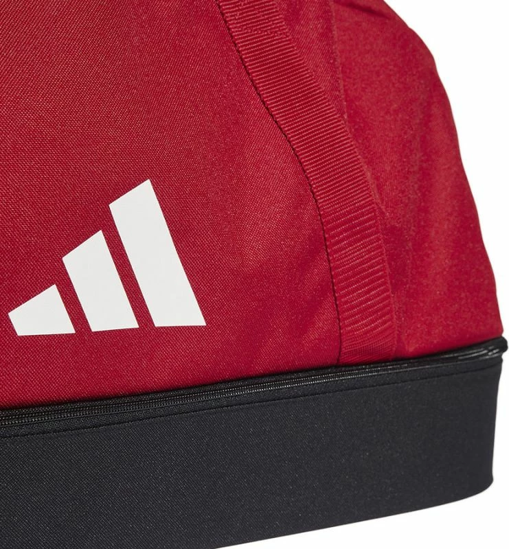 Çantë sportive adidas, e kuqe [Madhësia: 60 cm]