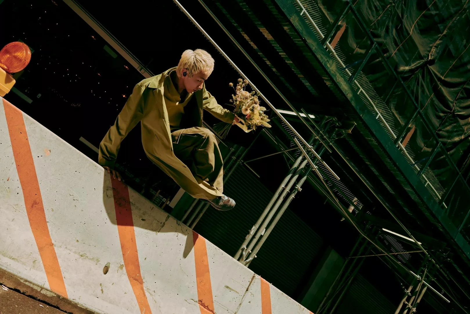 Kufje Bose 888507-0100, wireless, Bluetooth 5.3, me kuti karikimi, të zeza