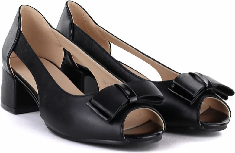 Këpucë me takë të trashë Potocki 12812, të zeza