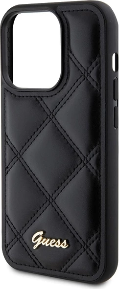 Mbështjellës Guess Quilted Metal Logo për iPhone 15 Pro, i zi