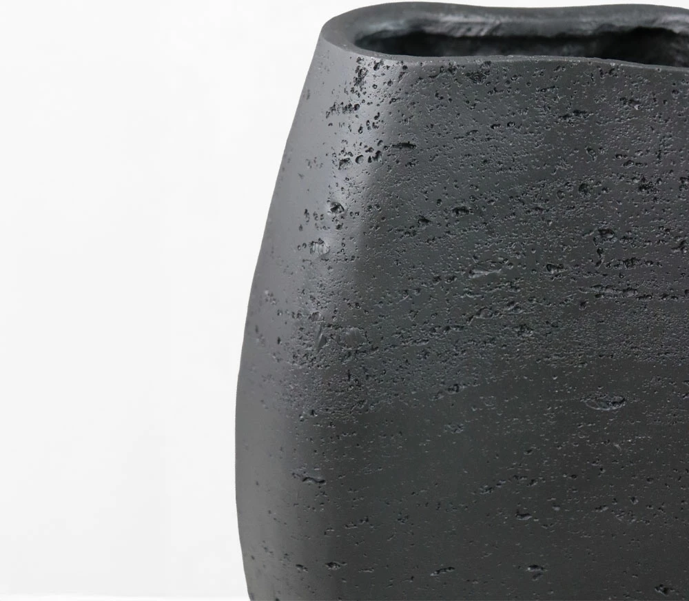 Vazo ORBIX I, rrëshirë, e zezë, 19.5x13x35cm