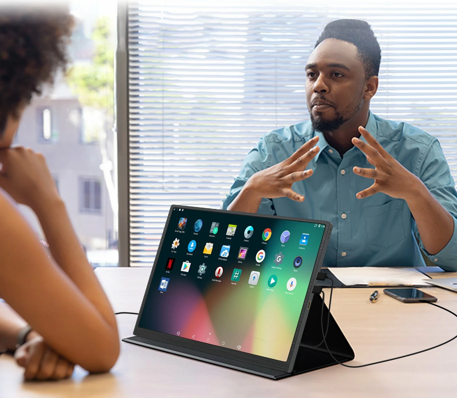 Monitor portativ Zeuslap Z10P 10.5\" IPS Full HD, USB-C/mini HDMI, me altoparlantë, VESA 75x75, i zi, set me këllëf magnetik