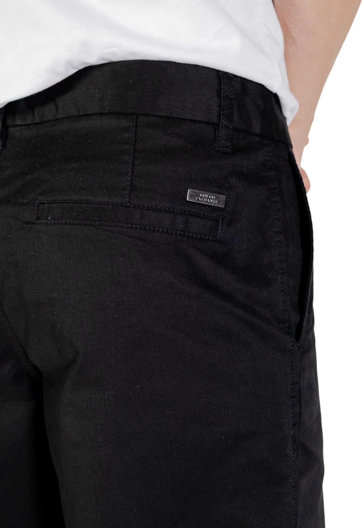 Pantallona për meshkuj Armani Exchange XM001569 AF18849, të zeza [Madhësia: W30]
