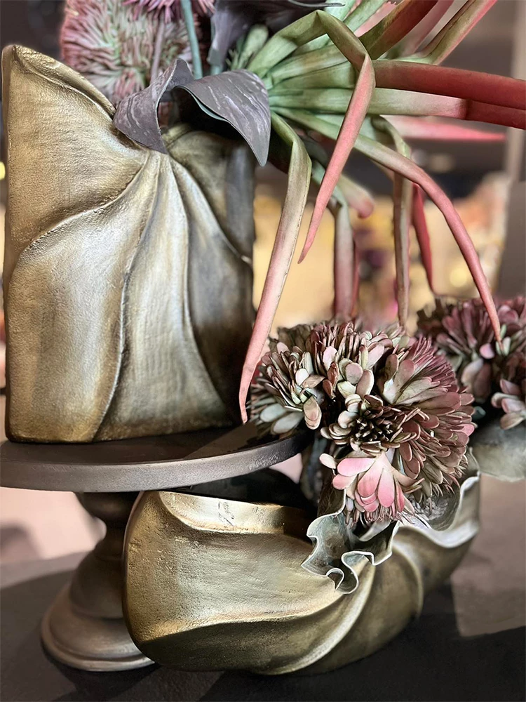 Vazo dekorative, alumin, ngjyrë ari antike, 23x8x30cm