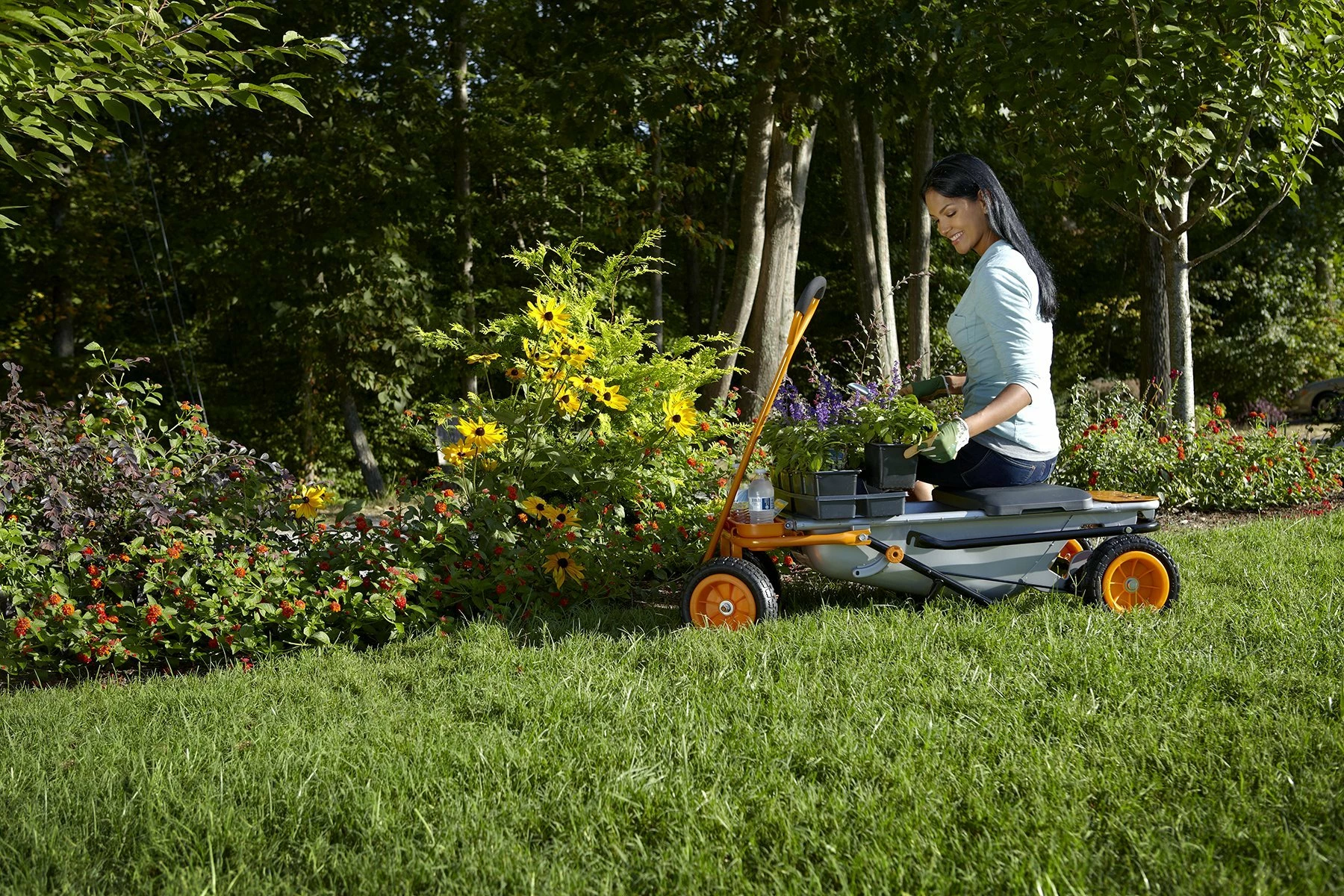 Karrocë dore Worx WG050 110 L 140 kg dy rrota, argjendtë