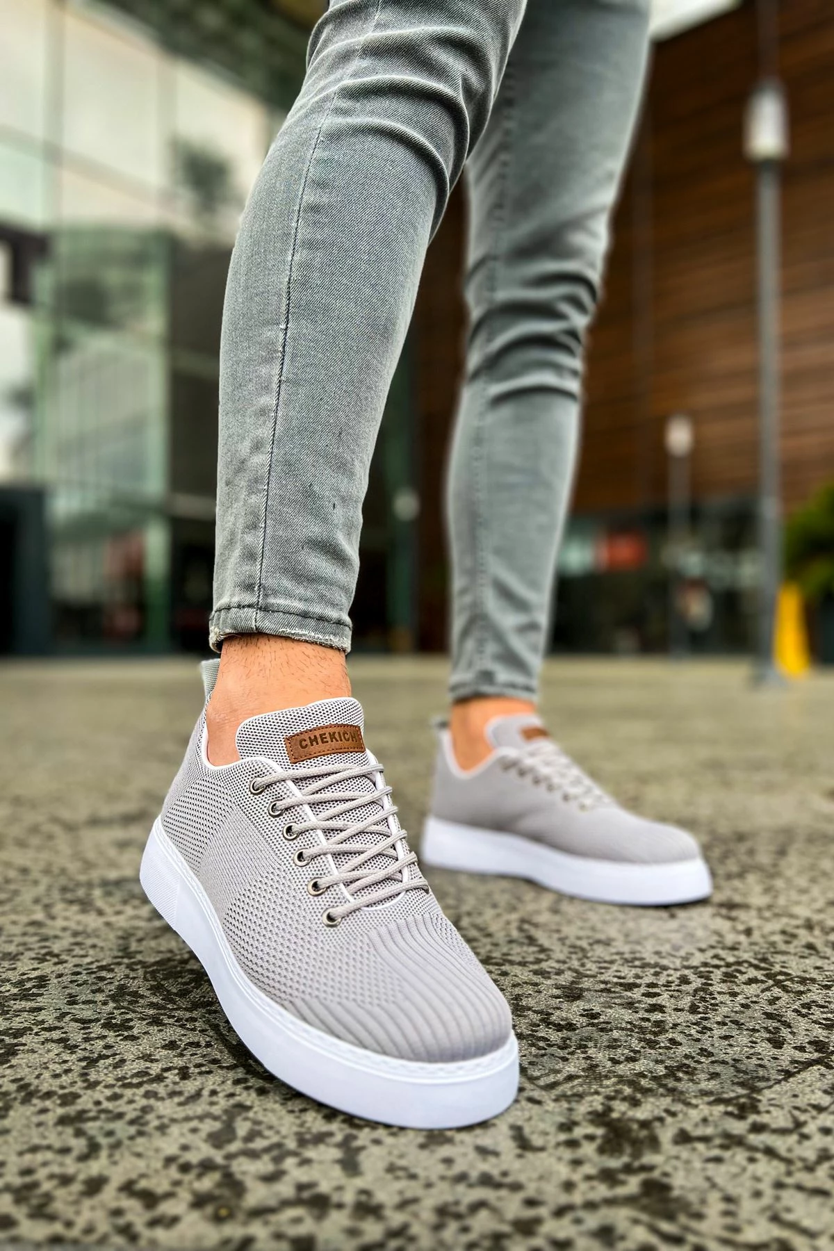 Atlete për meshkuj, Chekich 413 TBT Crew