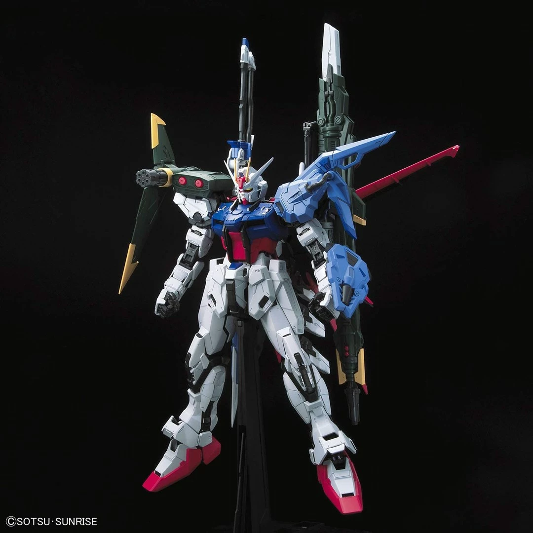 Figurë koleksionuese Bandai Perfect Strike Gundam PG 1/60