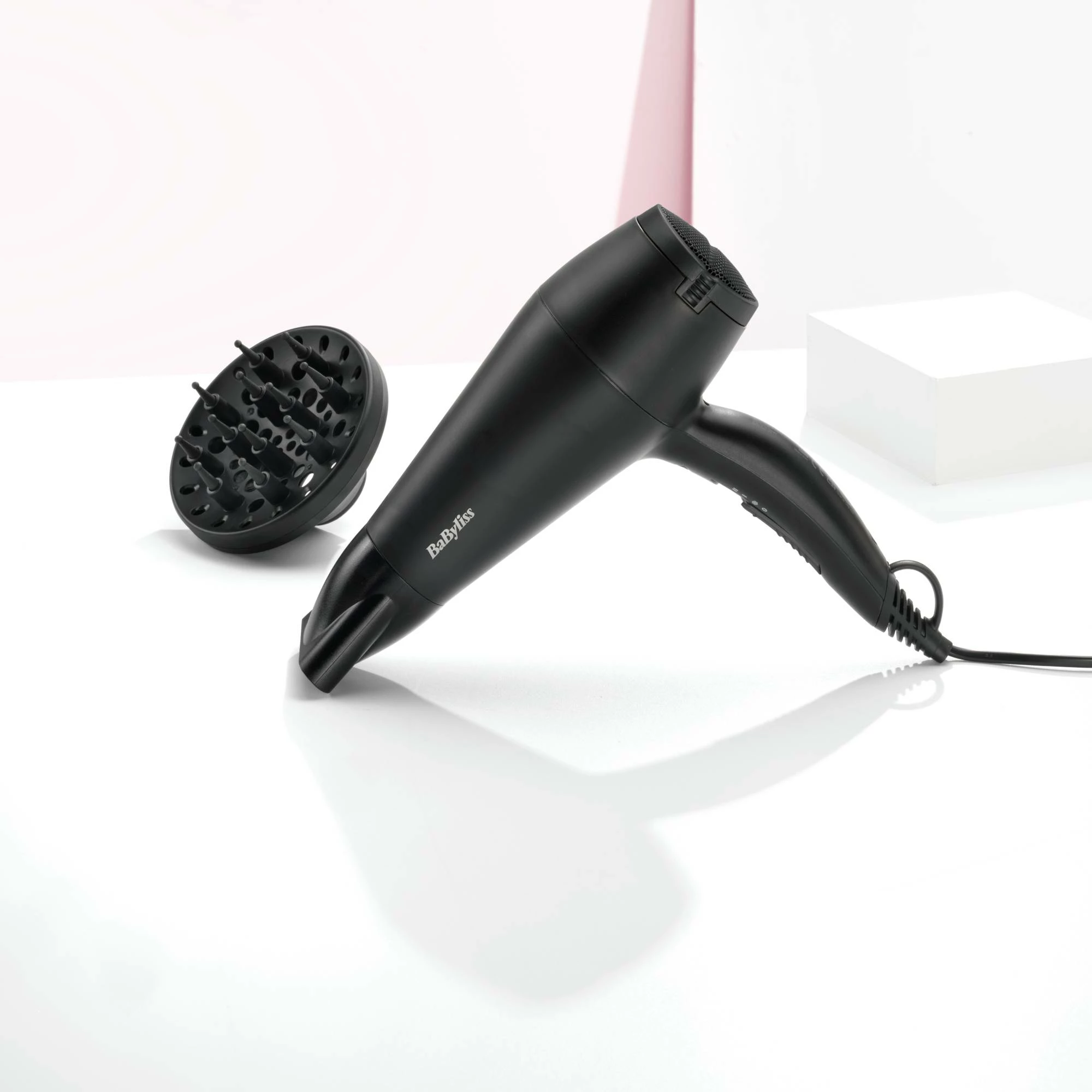 Tharëse flokësh BaByliss D215DE 2200W motor DC, teknologji jonike, me difuzer, e zezë mat