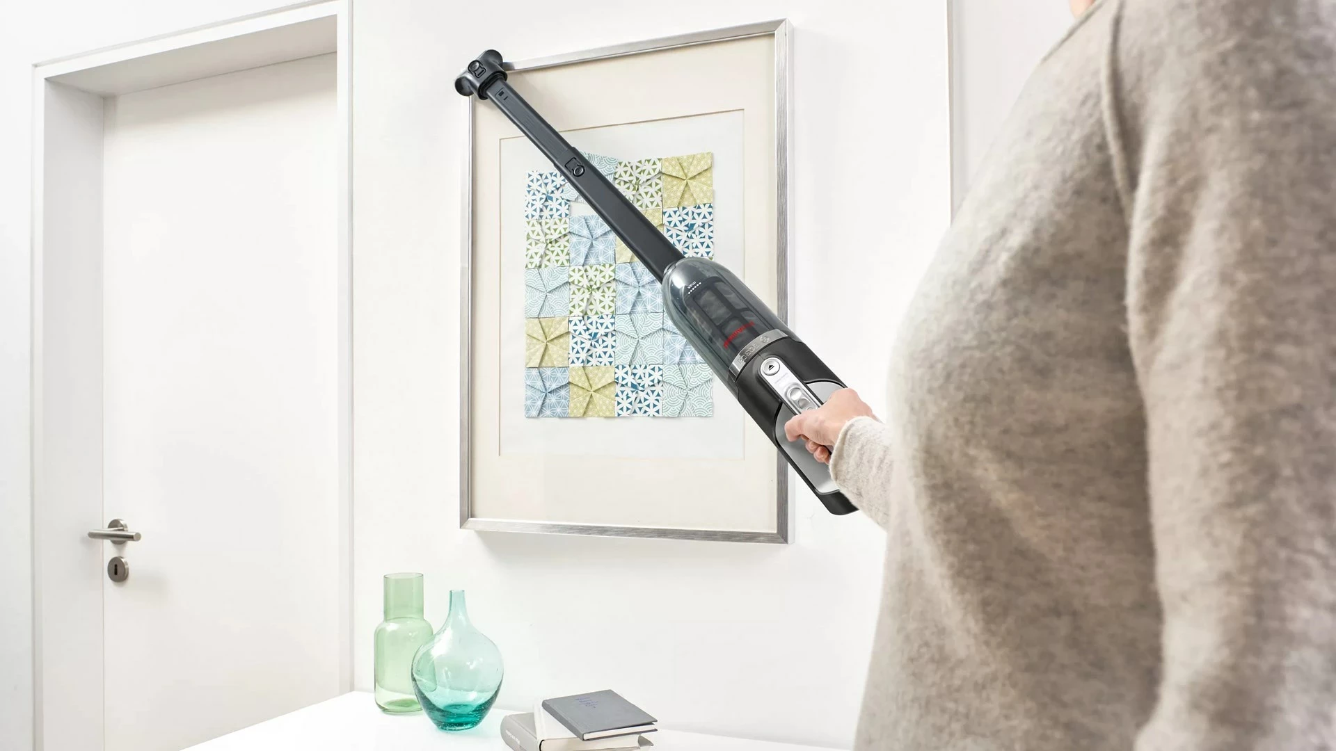 Fshesë elektrike Bosch Serie 4 BBH3ZOO28, e kuqe