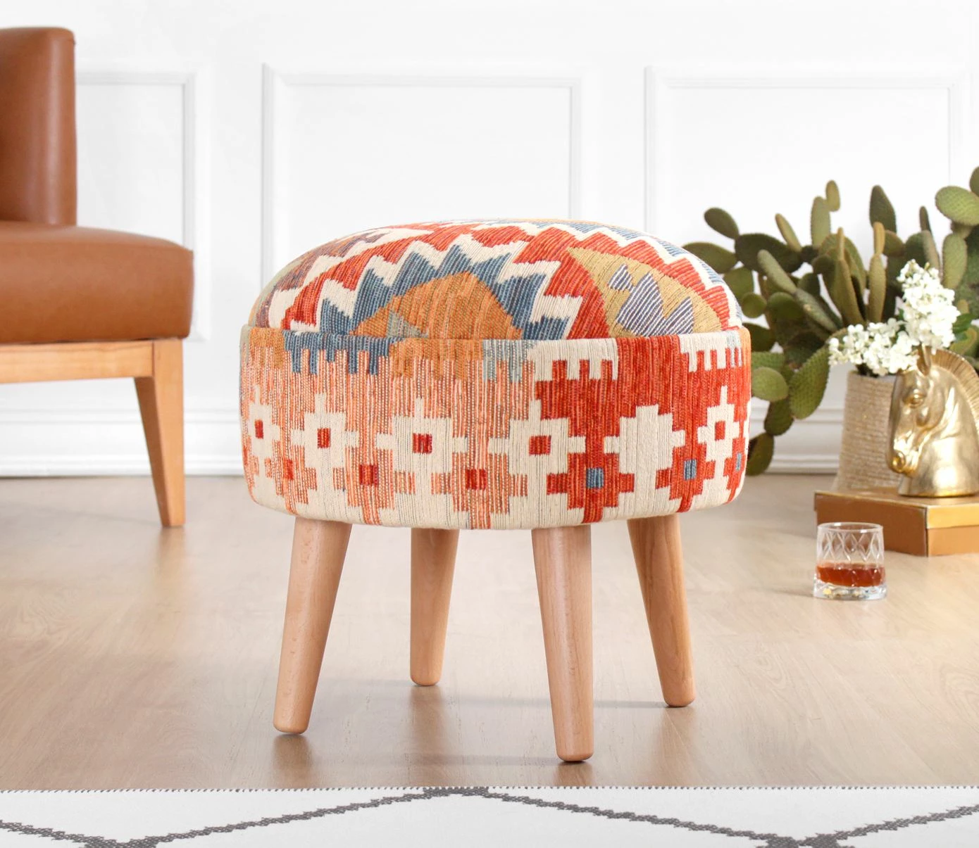 Puf Atelier del Sofa, Sefian v2, shumëngjyrësh