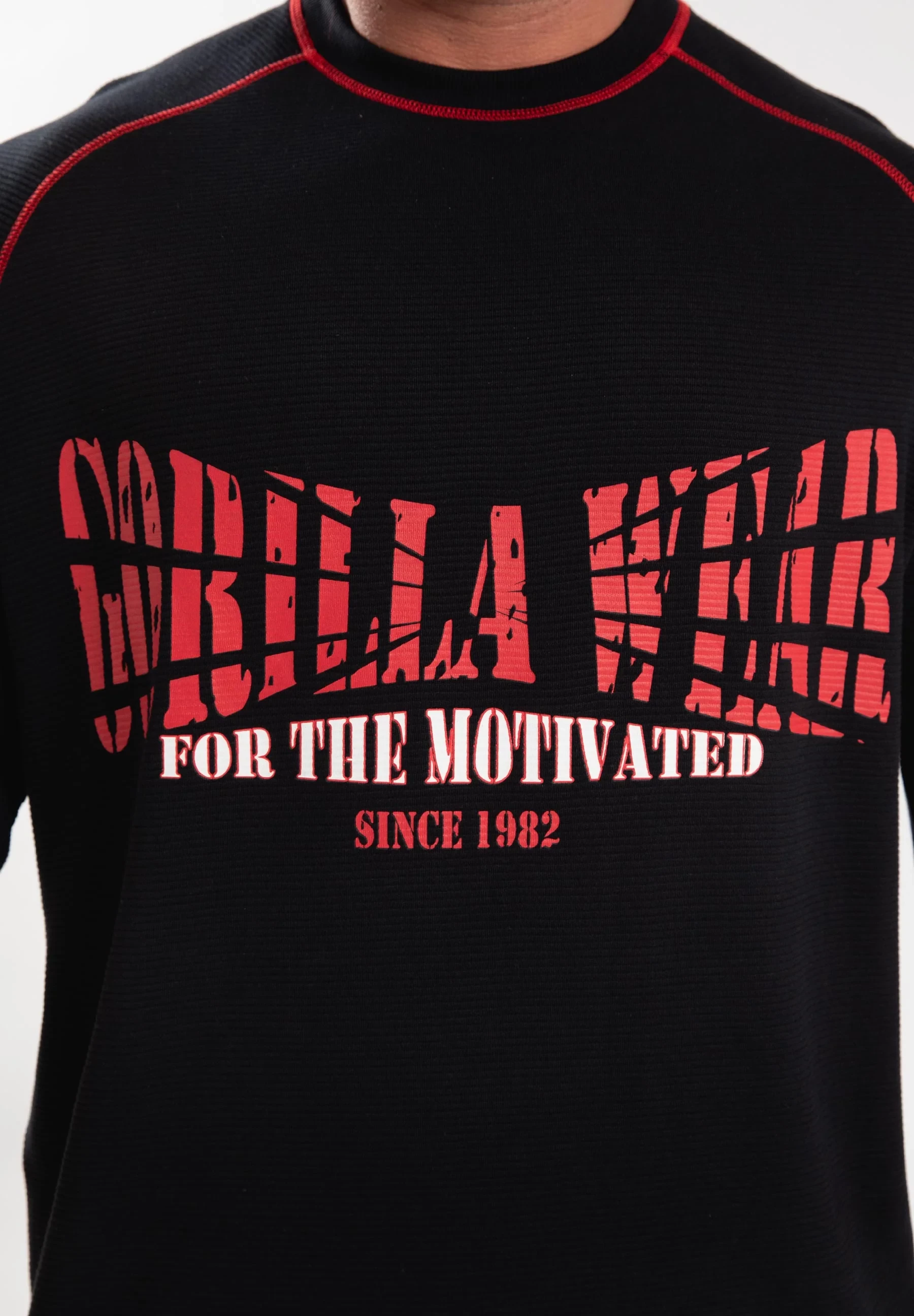 Finley Oversized T-Shirt - Black/Red [Madhësia: 2XL]