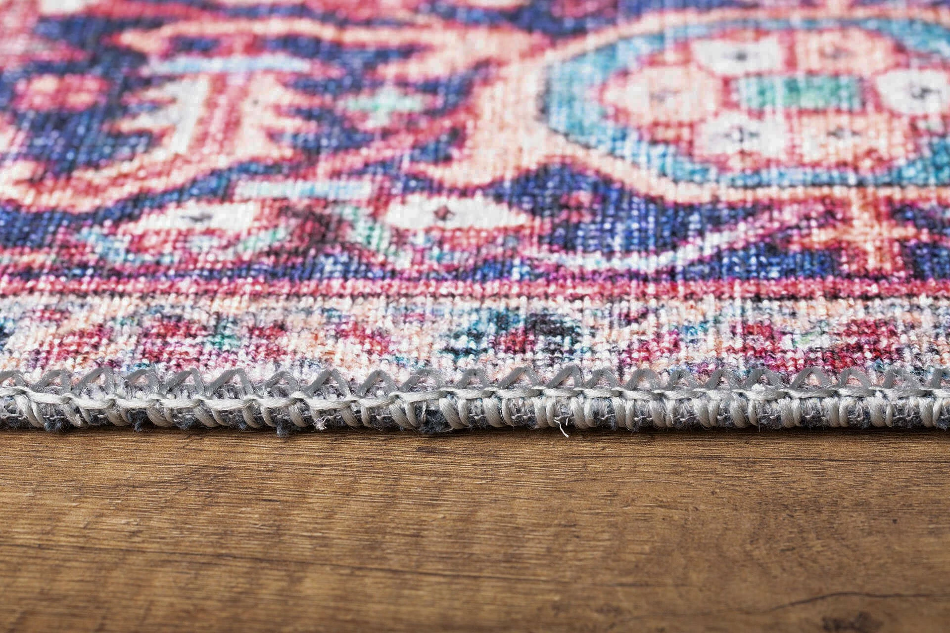 Qilim (230 x 330) Conceptum Hypnose, Blues Chenille - e kuqe e errët AL 352