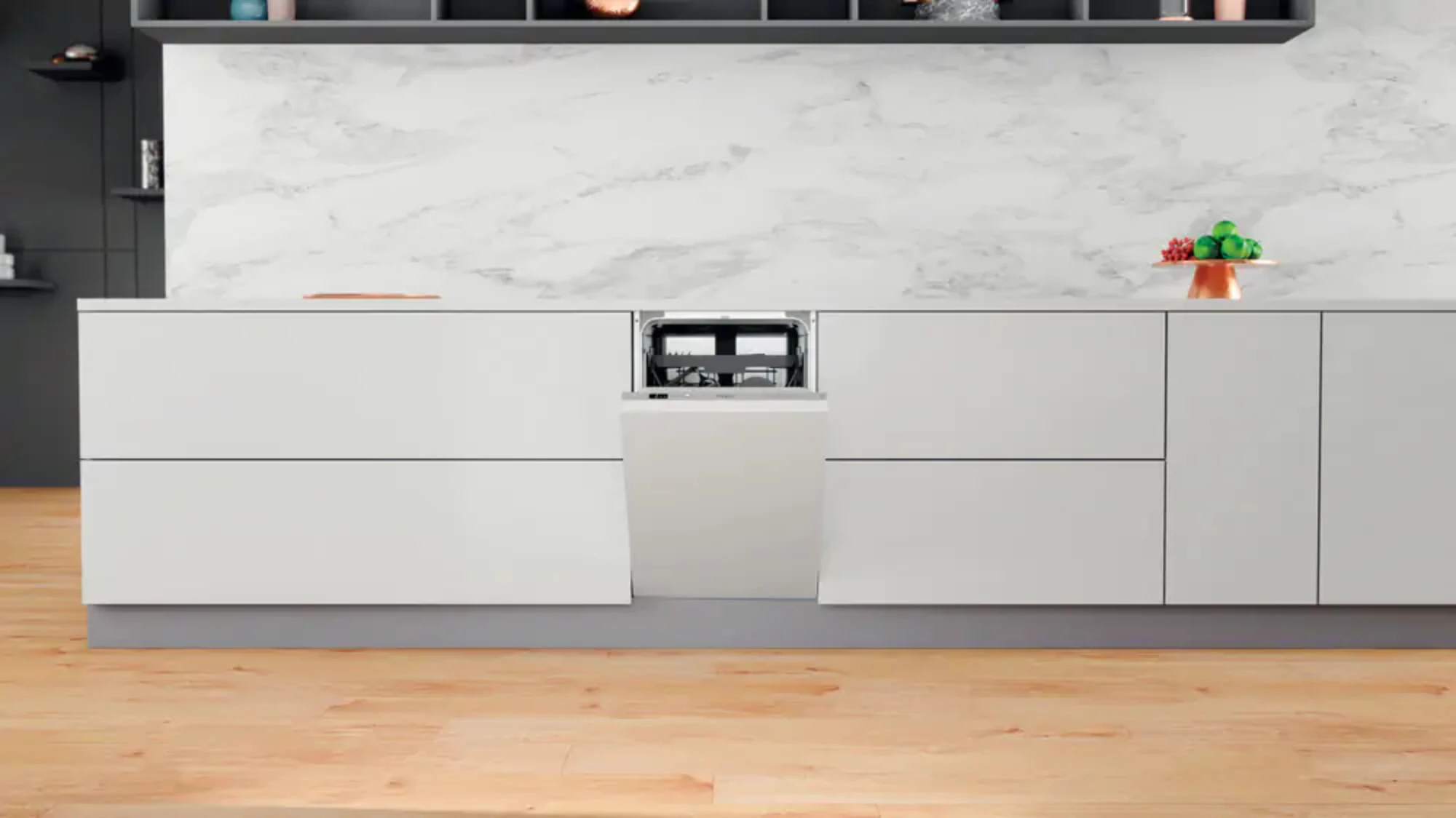 Enëlarëse e integruar plotësisht Whirlpool WSIC 3M27, 45 cm, 10 servise, klasa E, 6th Sense, FlexiSpace, argjendtë 3