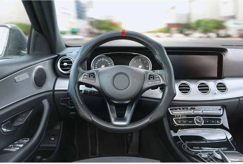 Mbeshtjelles Timoni Pvc Carbon Look