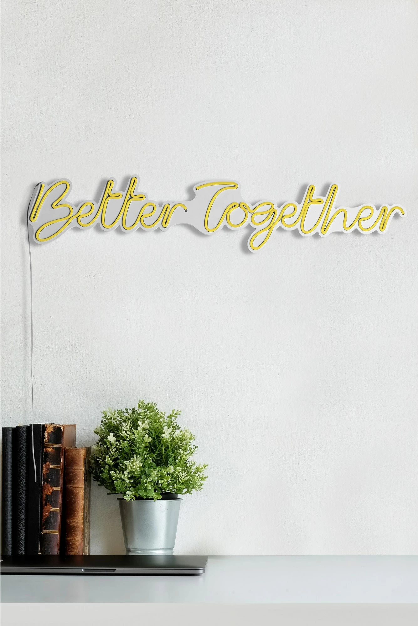 Dekor dritash LED plastike, Better Together, ngjyrë e verdhë