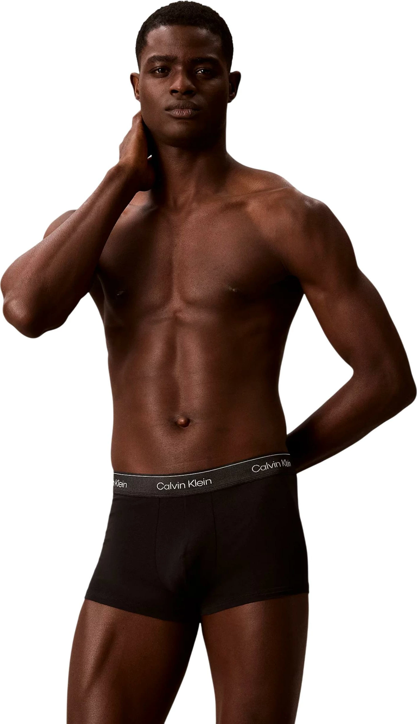 Të brendshme trunk 3-palëshe Calvin Klein LV00NB4575 për meshkuj, të zeza