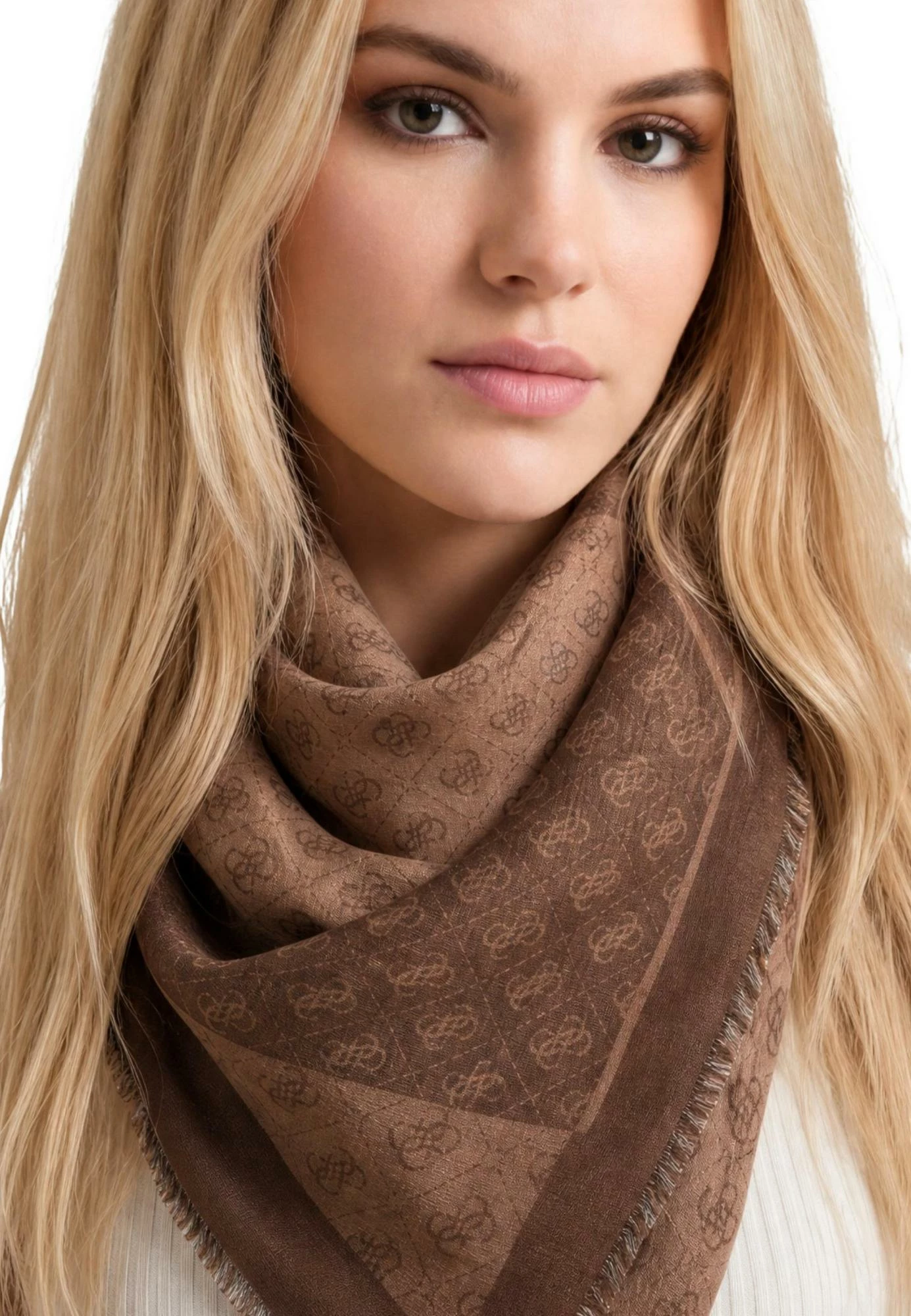 Shall për femra Guess Lindsey Jacquard AW5526 VIS03, kafe
