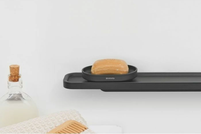 mbajtëse sapuni BRABANTIA MINDSET 303326, me kullim uji, bazë antirrëshqitëse, veshje minerale, gri