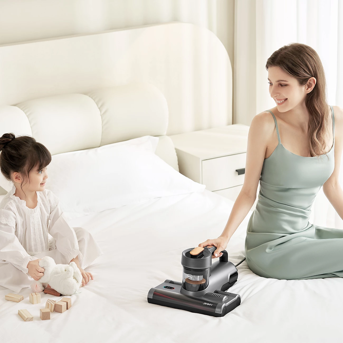 Fshesë me korrent JIMMY BX7, 600W, 15kPa, UV & ultratinguj, argjendtë/zezë