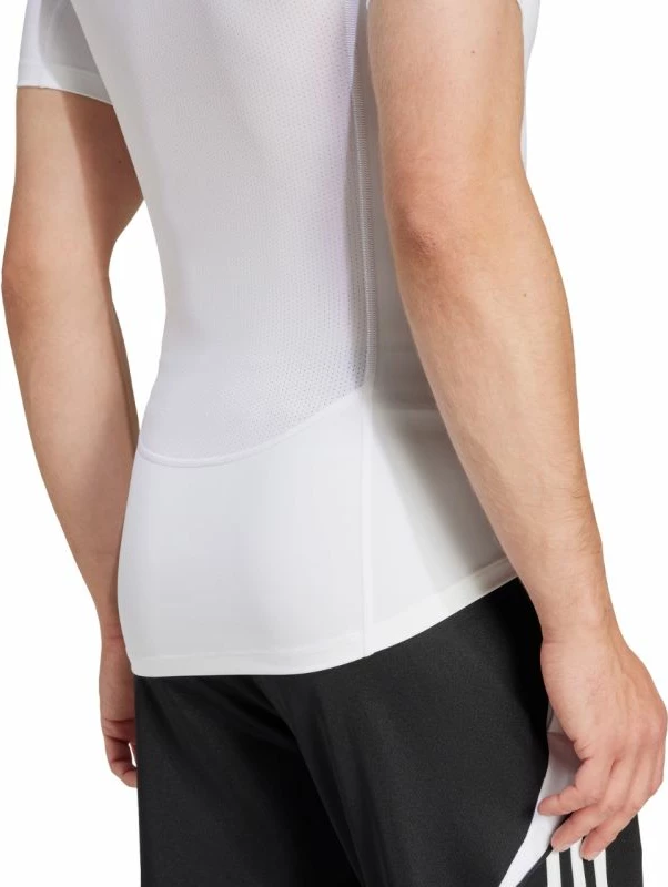 Maicë për meshkuj adidas, e bardhë