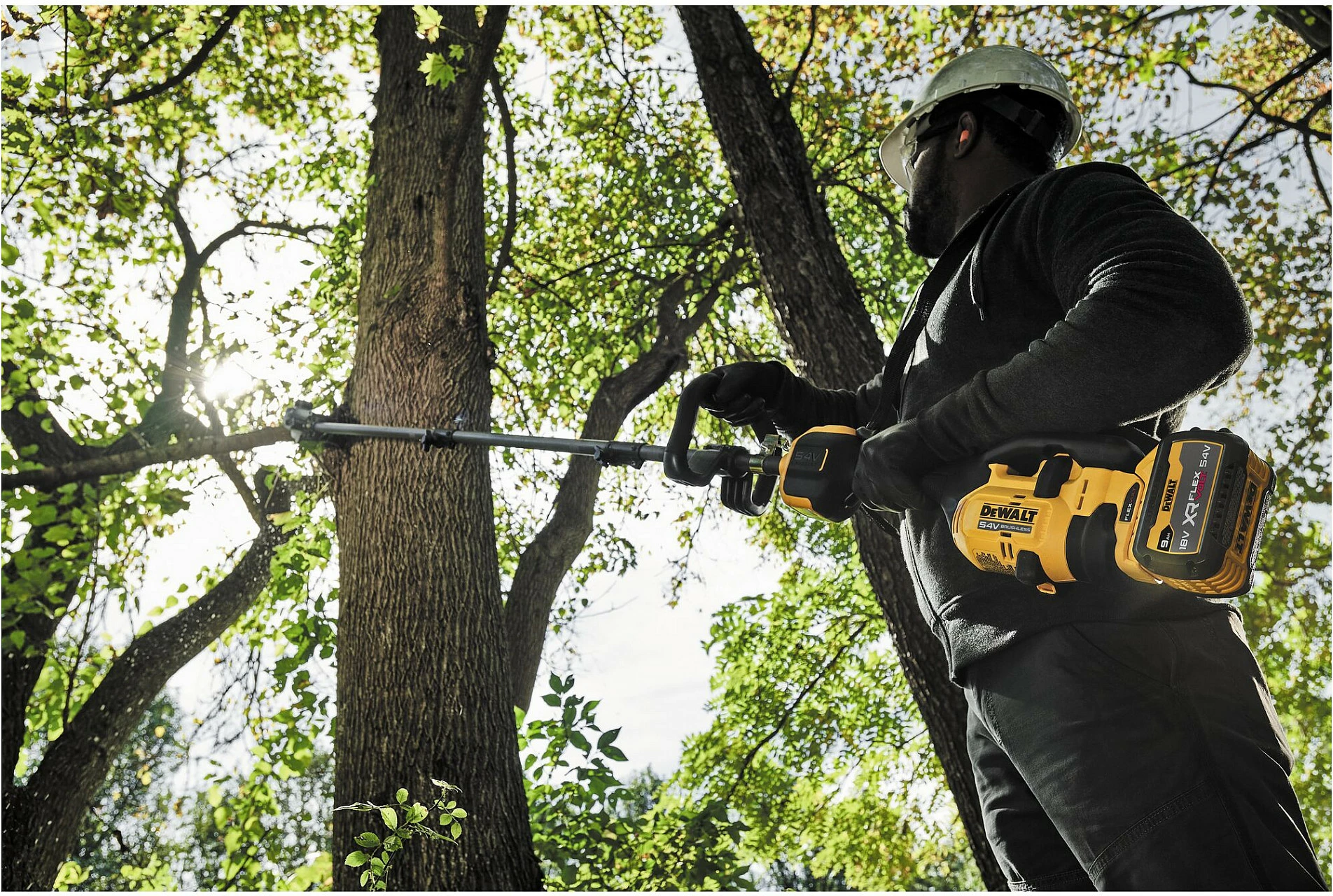 Shtojcë sharrë me shtyllë DeWALT FlexVolt DCMAS5713, 200 mm
