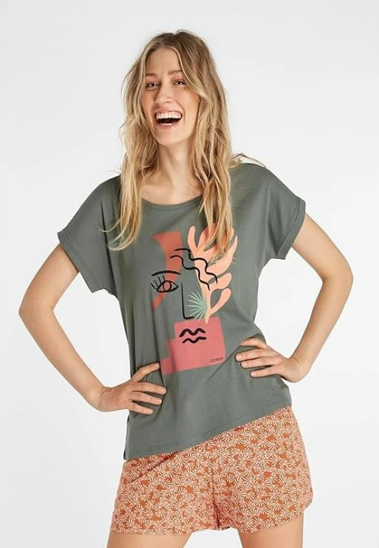 Maicë Protest për femra