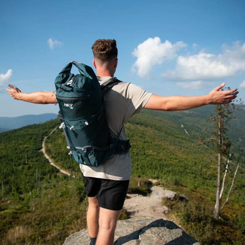 Çantë shpine turistike Nils Extreme NC1938, e gjelbër, 40L