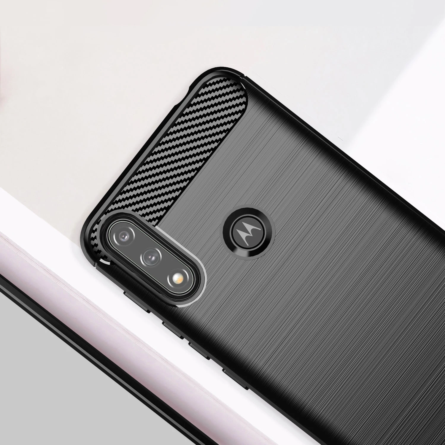 Mbështjellës Hurtel Carbon Case për Motorola Moto E7i Power, i zi