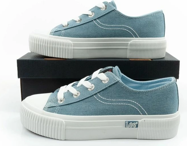 Atlete femra Lee Isla platformë, të kaltra