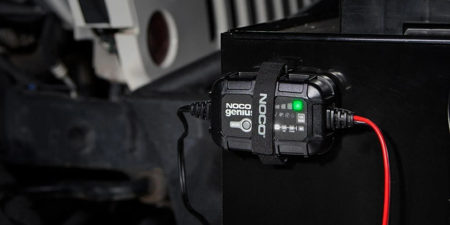 Kabllo rryme për veturë NOCO GENIUS5 5A, 6V/12V