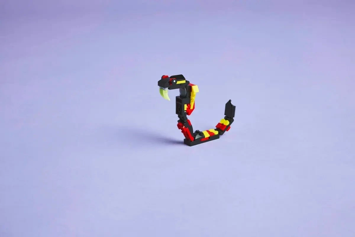 Lego Creator 3-in-1 31159 Surprising Spider