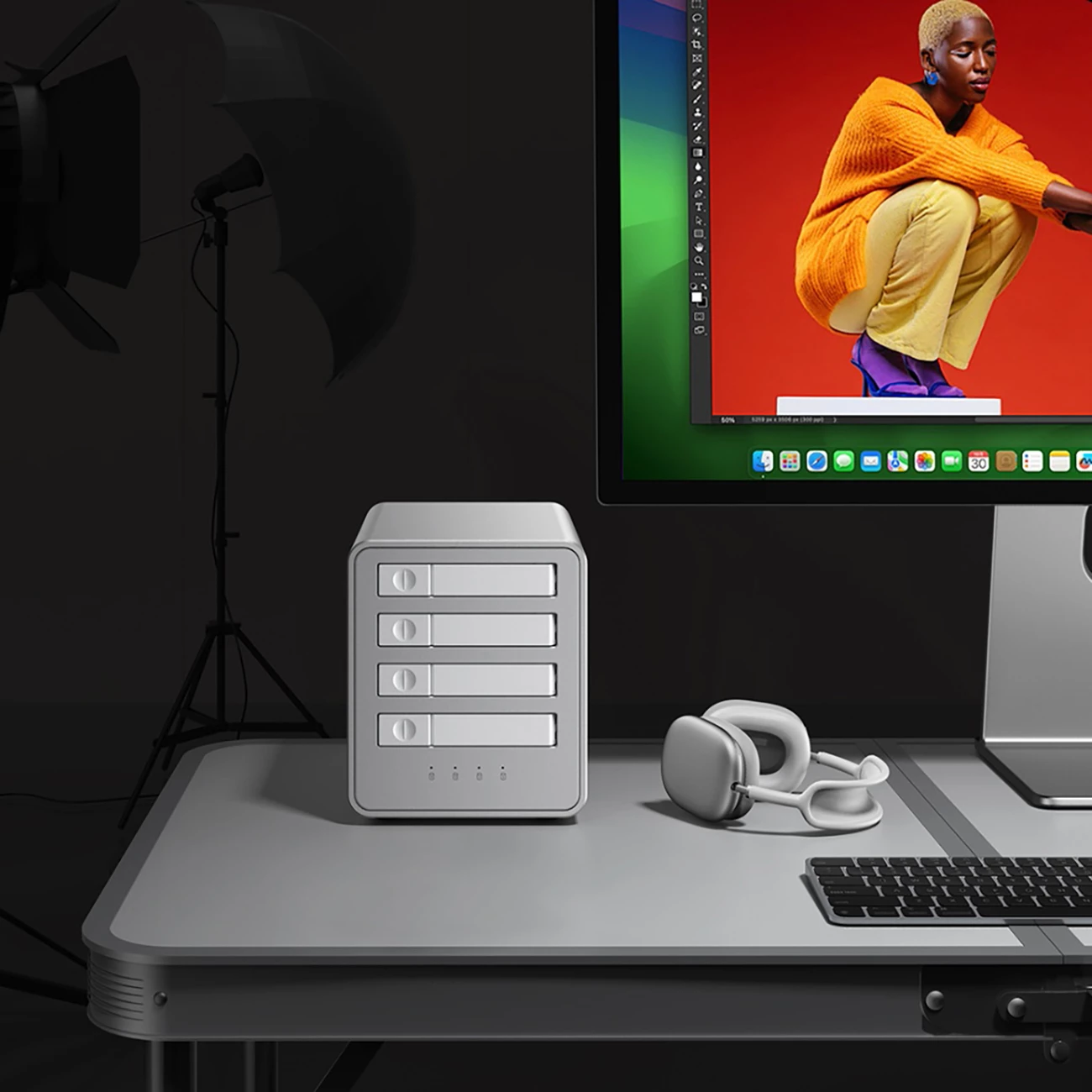 DAS 4-bay për M.2 NVMe SSD, Orico, 8848U4, deri 40 Gbps, deri 32 TB, e bardhë