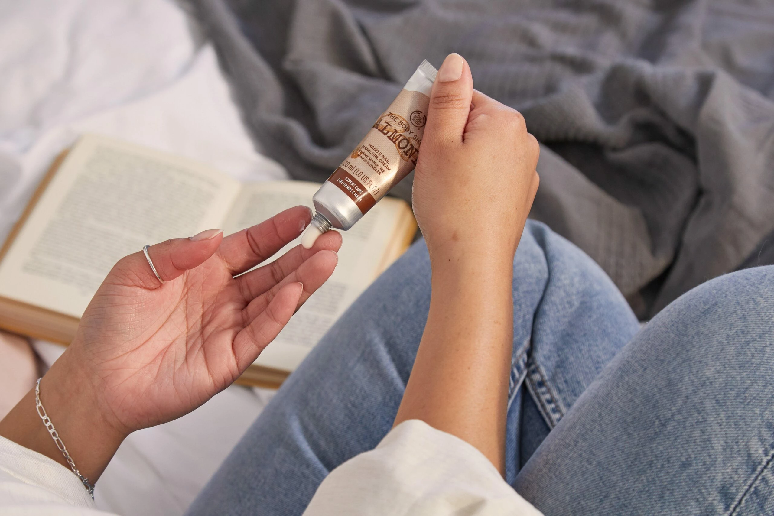 Krem Duarsh & Thonjve me Bajame 30 ML