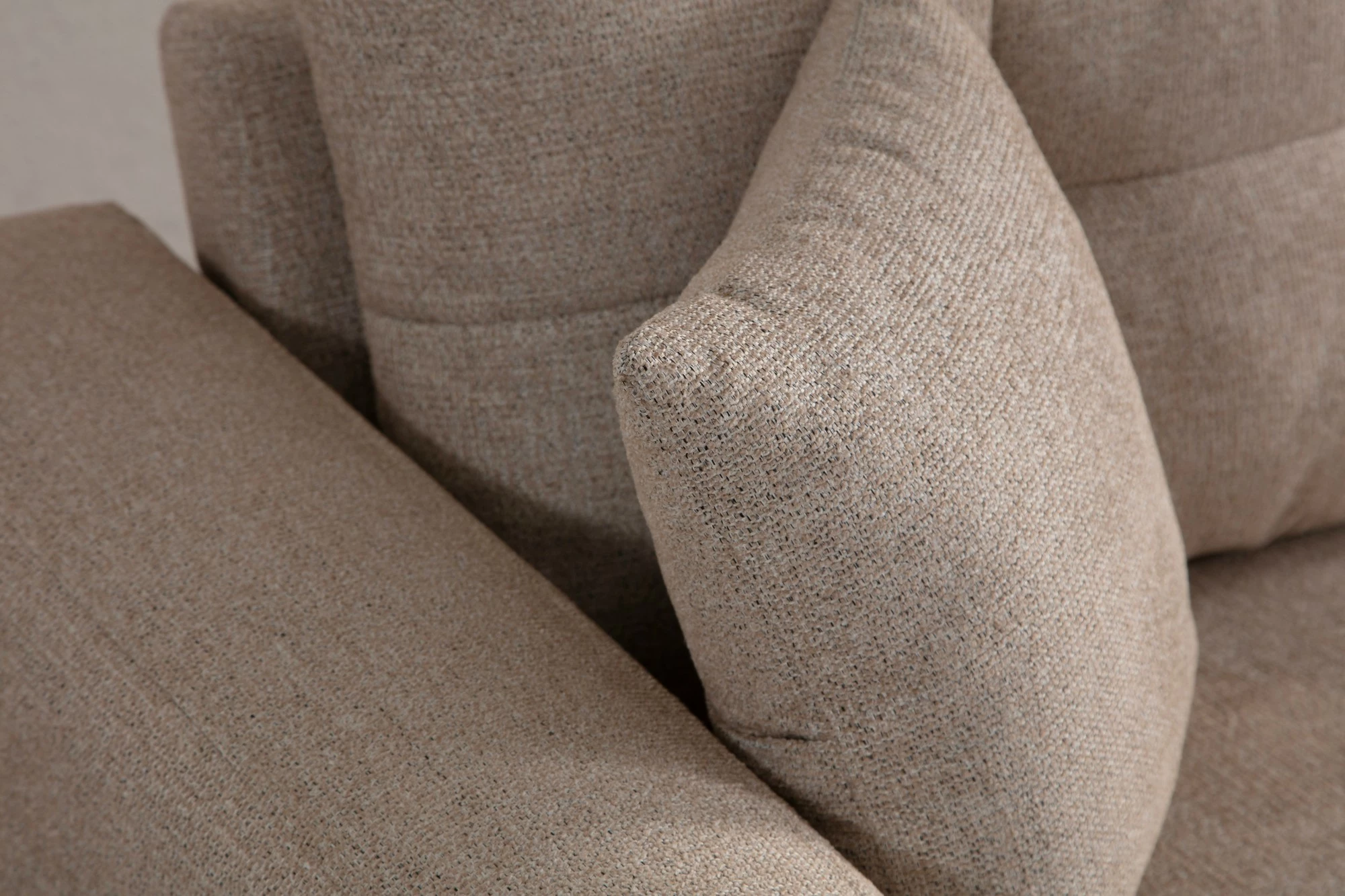 Krevat-sofa treshe, Atelier del Sofa Sinor, bezhë