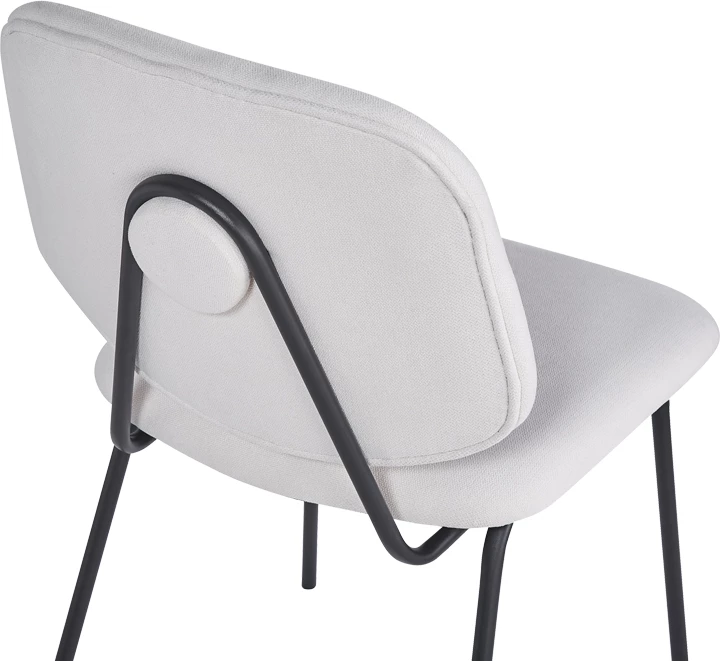 Karrige Pietro I, set prej 4 copash, material tekstili bezhë, këmbë metalike të zeza, 45x55x82.5cm