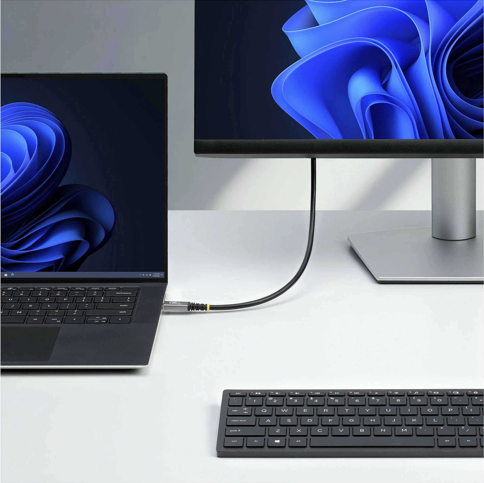 Kabëll USB-C StarTech USB4 Gen 2x2 20Gbps, 3m, 60W PD, 4K 120Hz, i bardhë