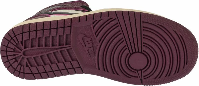 Atlete Nike Jordan për femra, multikolor