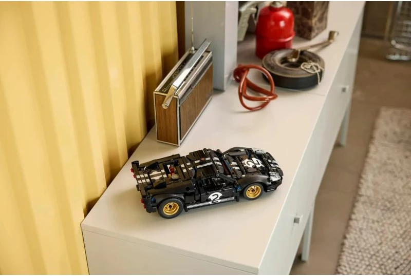 Lego Technic makinë garash 1966 Ford GT40 MKII