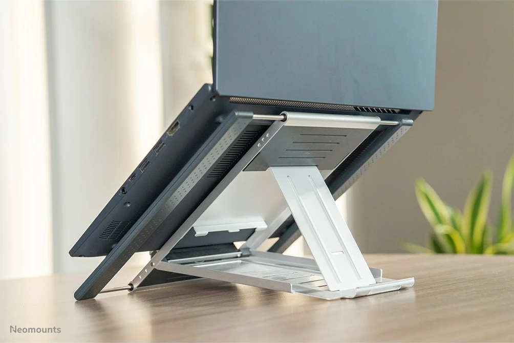 Mbajtës laptopi Neomounts NSLS100, alumini, i palosshëm, për 10-22 inç, argjend
