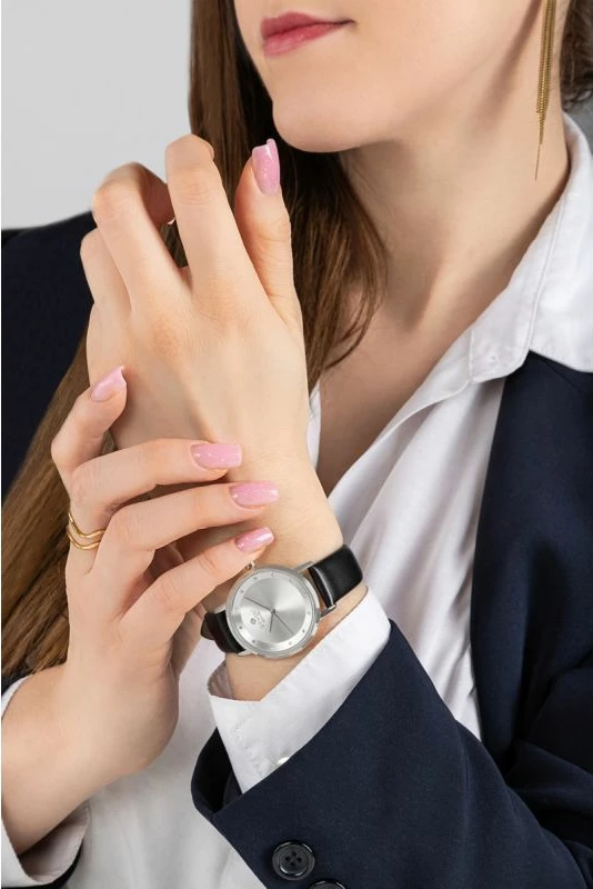 Orë dore femrash Giewont GW4130-A1, argjend, rrip lëkure e zezë