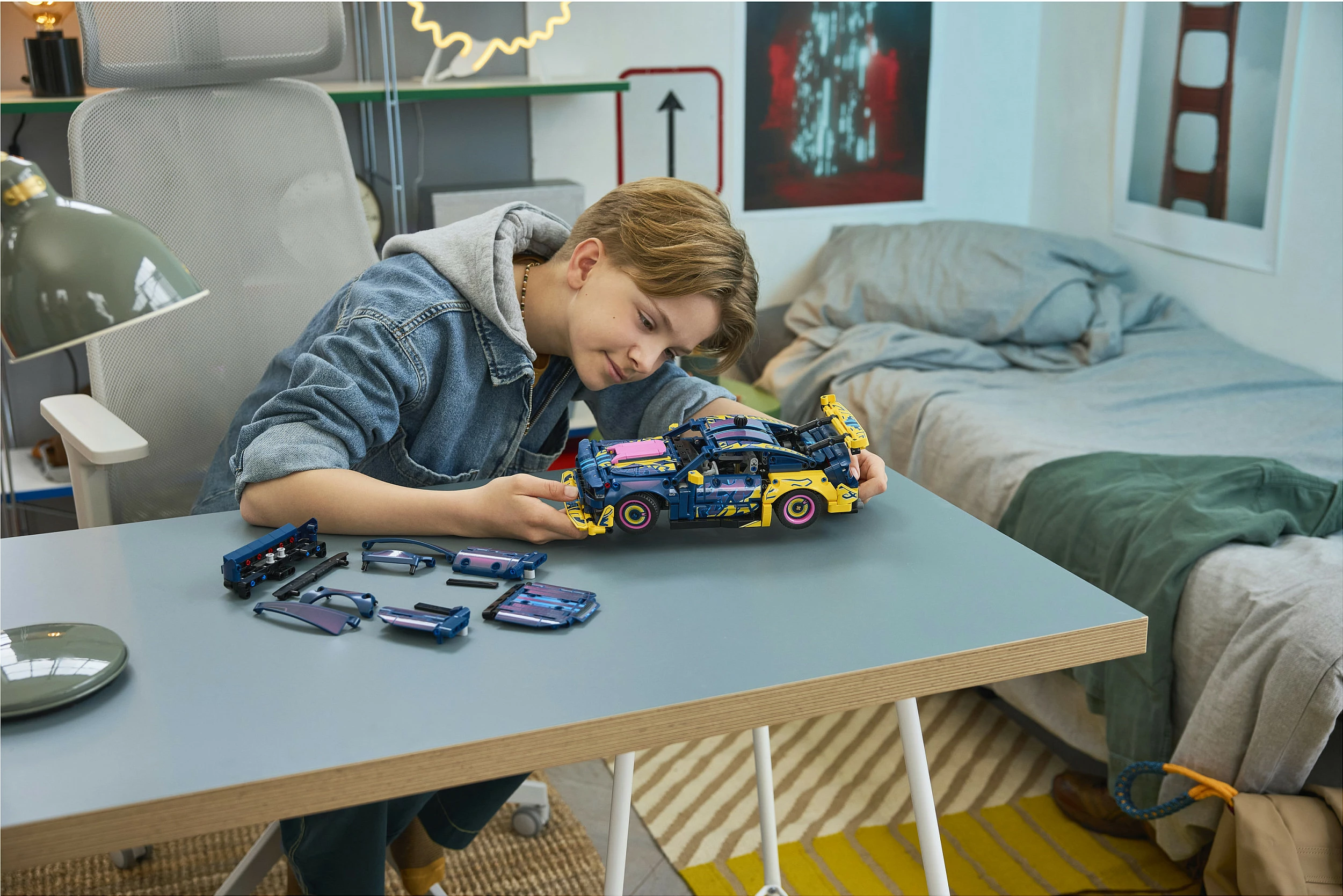 Set ndërtimi LEGO Technic 42236 Custom Garage Ford Mustang GT, 973 pjesë, 10+, shumëngjyrësh