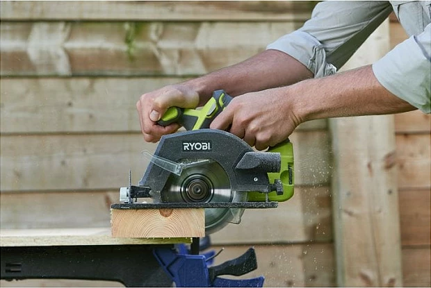 Sharrë rrethore me akumulator Ryobi R18CSP-0, 18V, disk 150mm, pjerrësi 50°, zi/jeshile