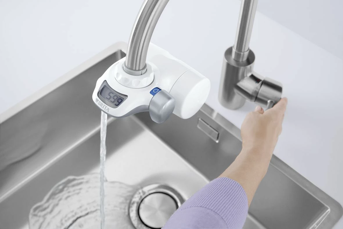 Sistem filtrimi për rubinet Brita On Tap 600 L, me ekran digjital, 5 adaptera, bardhë/gri