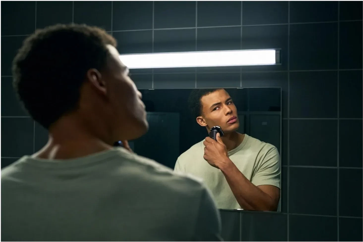 Makinë rroje Philips S5885/10 SkinIQ, 60 min, pa kabllo, granat